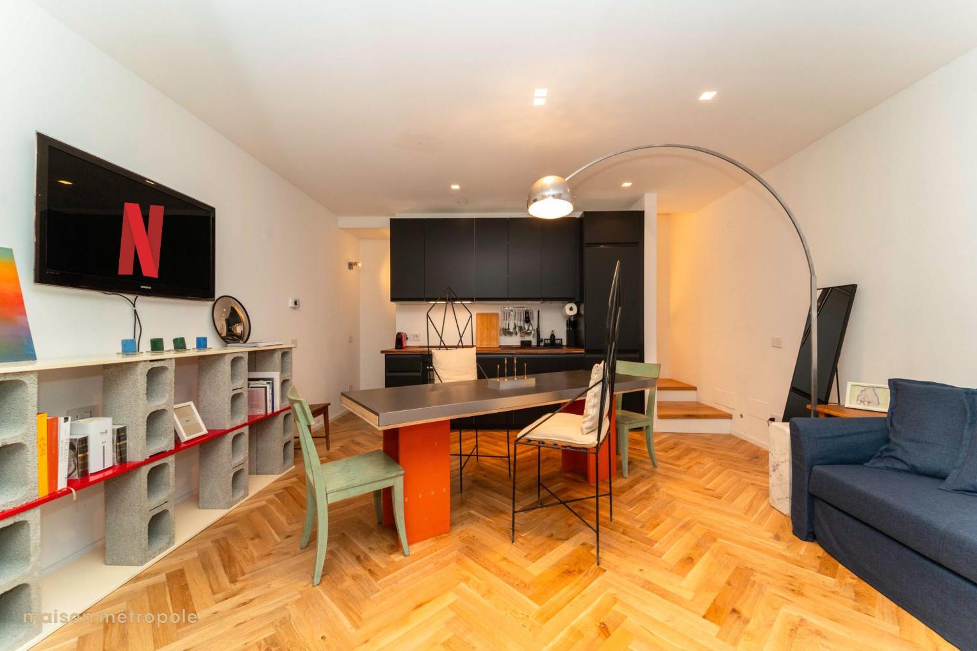 Nivola House, Bilocale Su Tre Livelli E Terrazzo